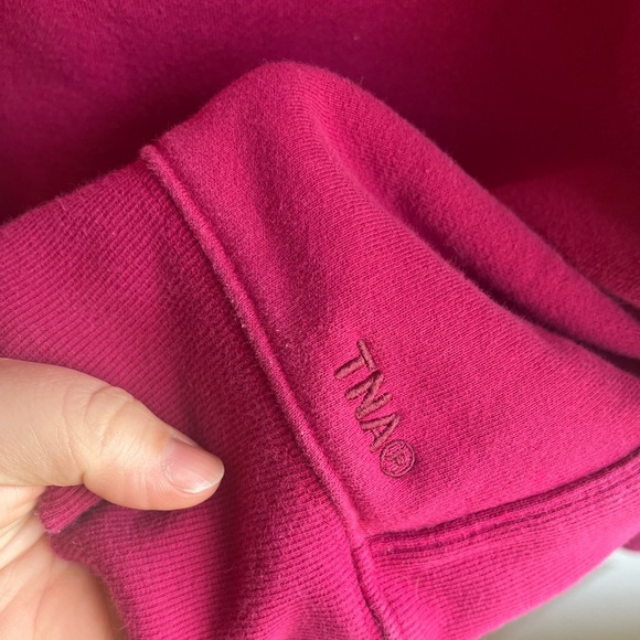 Aritzia TNA Womens Sweatfleece Terry Fleece Boyfriend Fit‎ Fuschia Crew Neck SM - Picture 4 of 7